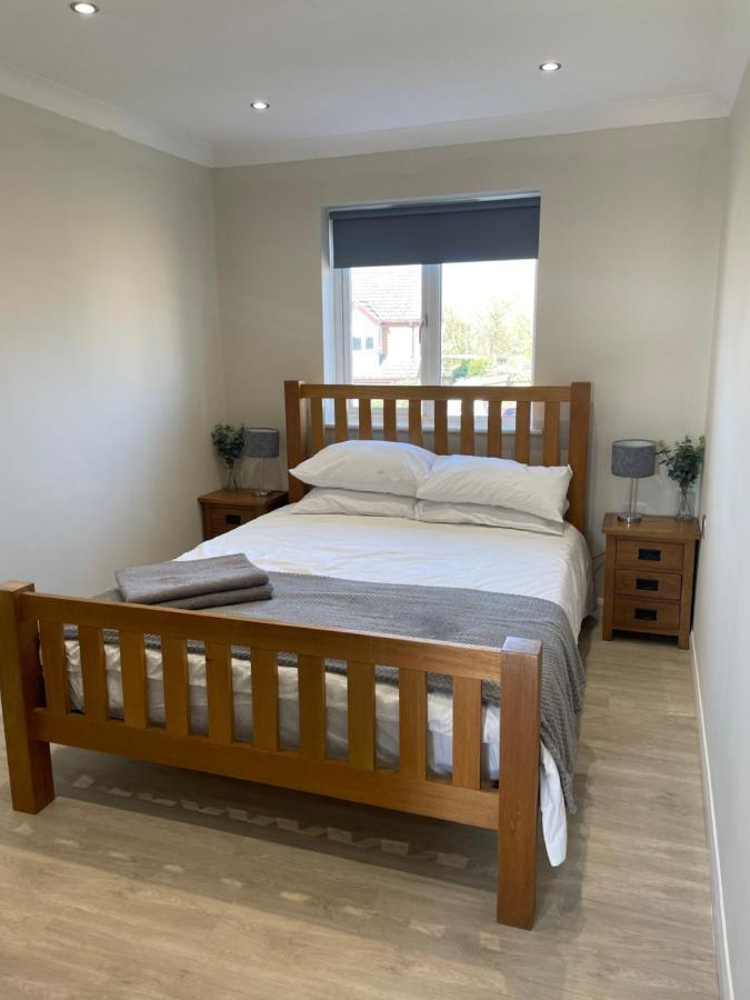Executive Home With Plenty Of Room 伊利 外观 照片