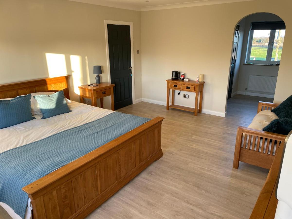 Executive Home With Plenty Of Room 伊利 外观 照片