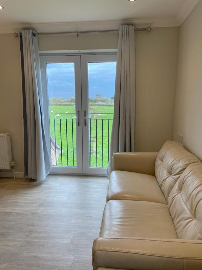 Executive Home With Plenty Of Room 伊利 外观 照片